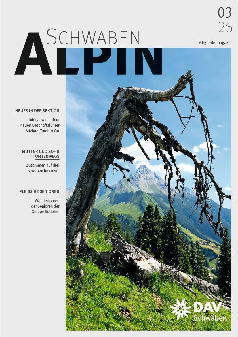 Cover des Mitgliedermagazins, im Bild ein Baum vor einem Berg | © DAV Schwaben