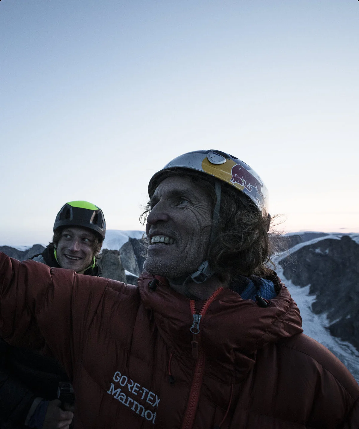 Stefan Glowacz macht ein Selfie von sich und Philipp Hans | © © Stefan Glowacz GmbH